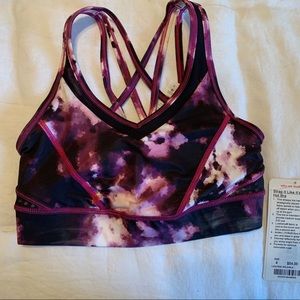 NWT lululemon Strap it Like it’s Hot sports bra